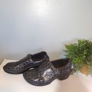 BOC Women's Clogs size 9.5
